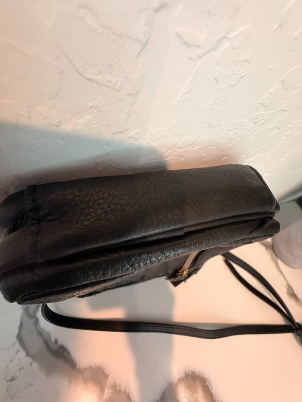 American Leather Co. Genuine Leather Crossbody Bag | Black Leather - Picture 5 of 10
